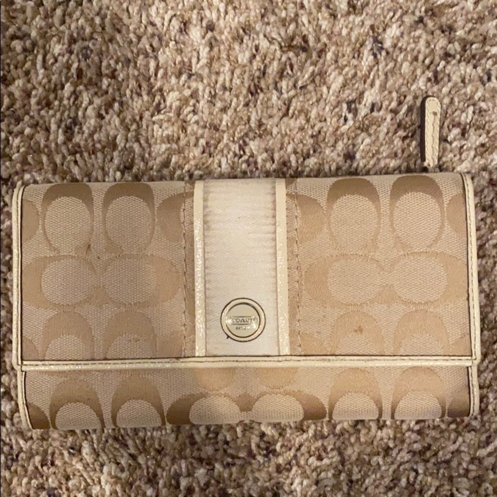 Coach wallet